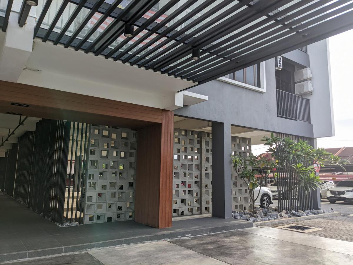Alor Setar Imperio By Im Staycation 3Bedroom & Rooftop Pool Exterior photo